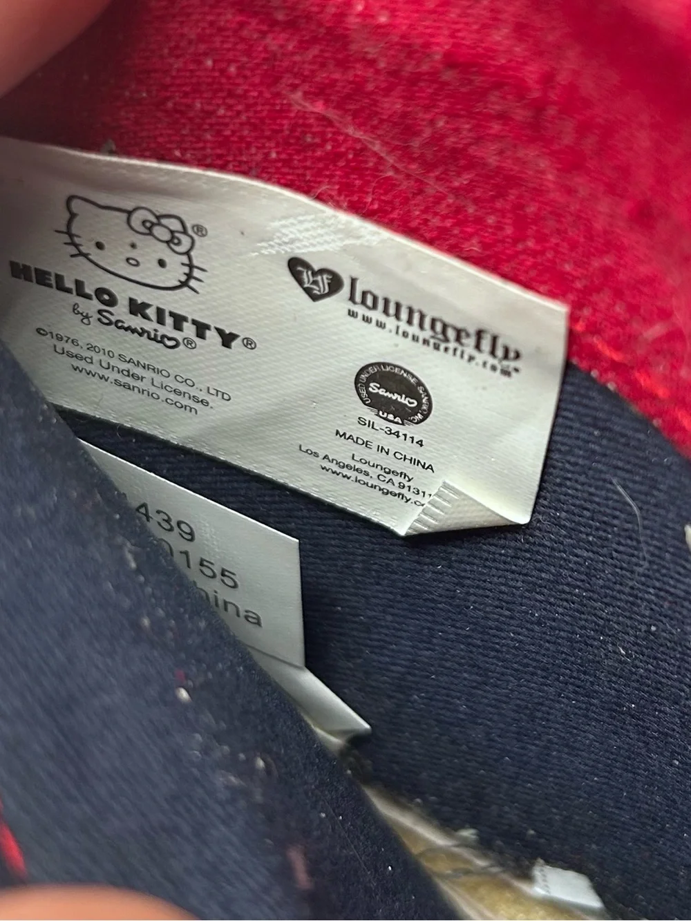 Loungefly Hello Kitty England Trifold Wallet Vintage 2010 RARE distressed Denim